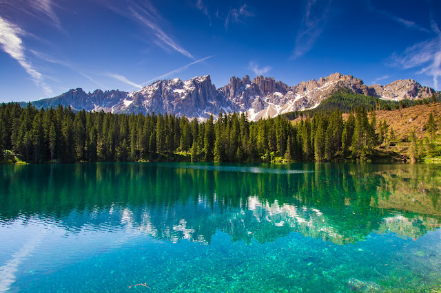 Lago di Carezza e Latemar